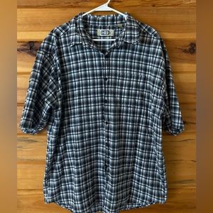 COPY - HB men’s button up shirt- size xl- short sleeve- button
